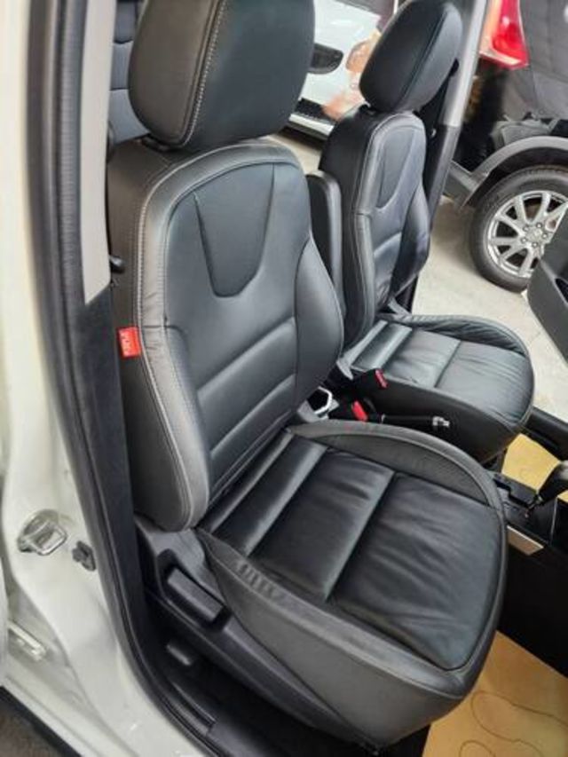 MITSUBISHI三菱 COLT PLUS  第13張相片