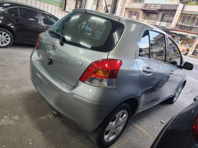 TOYOTA豐田 YARIS  第2張相片