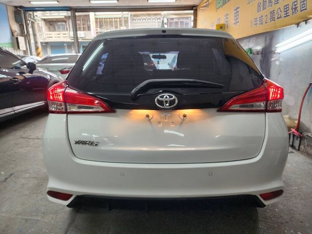 TOYOTA豐田 YARIS  第2張相片