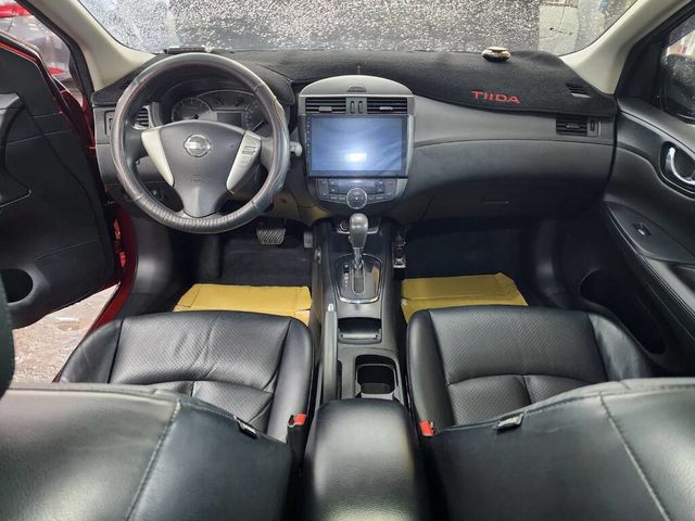 NISSAN日產 TIIDA  第7張相片