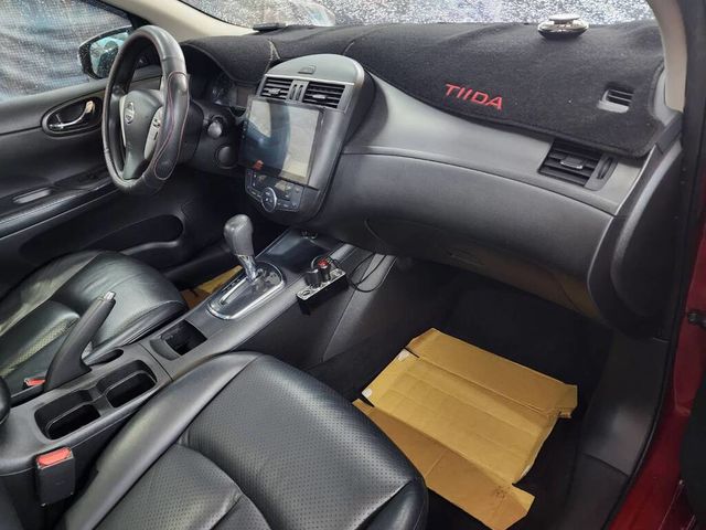 NISSAN日產 TIIDA  第8張相片