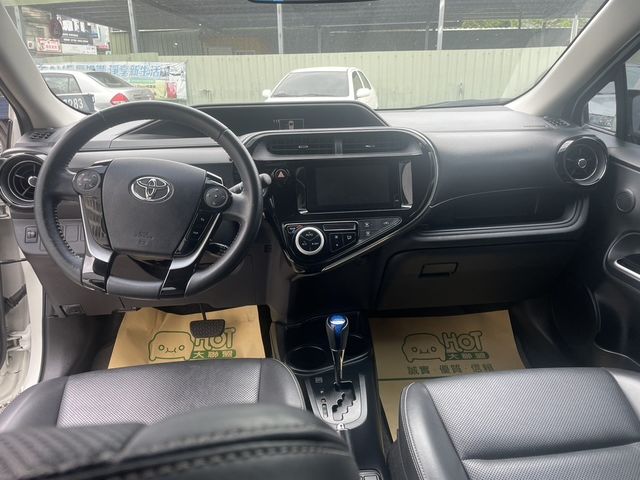 TOYOTA豐田 PRIUS C  第7張相片