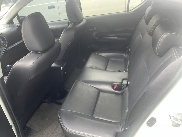 TOYOTA豐田 PRIUS C  第9張相片