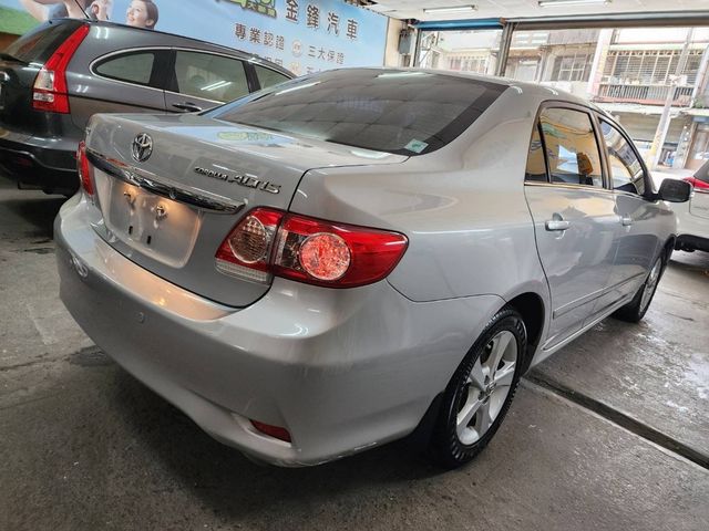 TOYOTA豐田 ALTIS  第3張相片