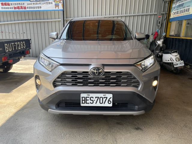 TOYOTA豐田 RAV4  第1張相片