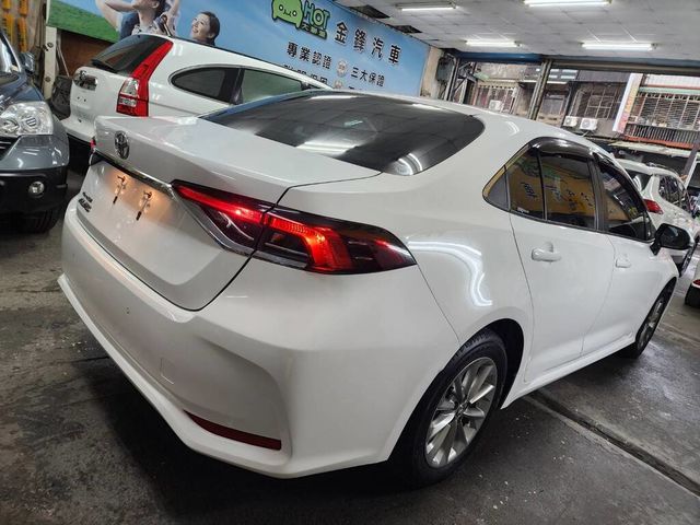 TOYOTA豐田 ALTIS  第4張相片