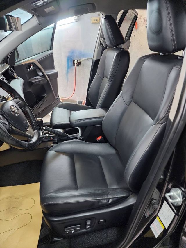TOYOTA豐田 RAV4  第8張相片