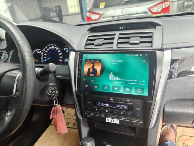 TOYOTA豐田 CAMRY  第9張相片