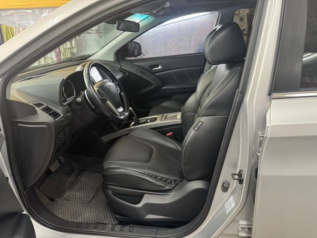 LUXGEN納智捷 U6 TURBO  第7張相片