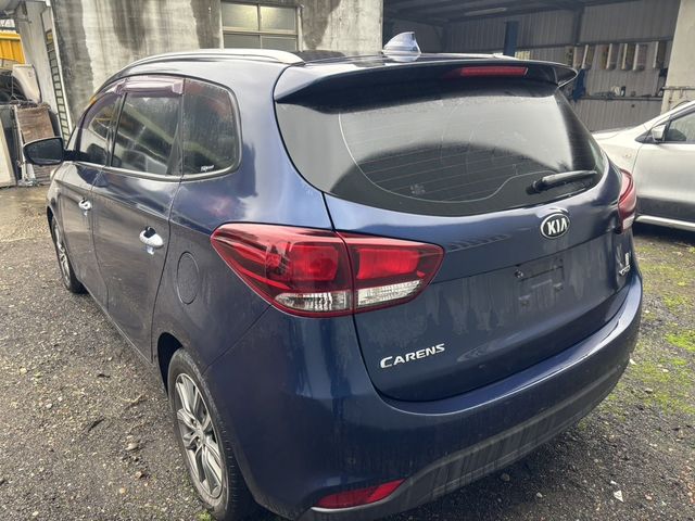 KIA起亞 CARENS  第2張相片