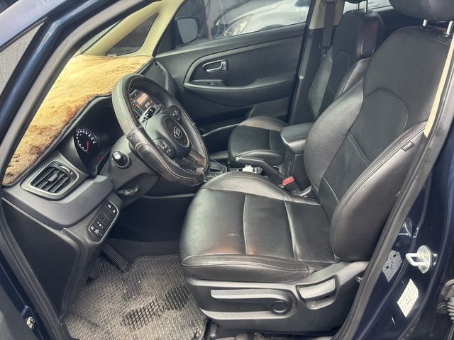 KIA起亞 CARENS  第11張相片