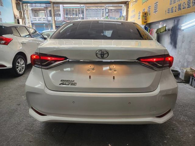TOYOTA豐田 ALTIS  第4張相片