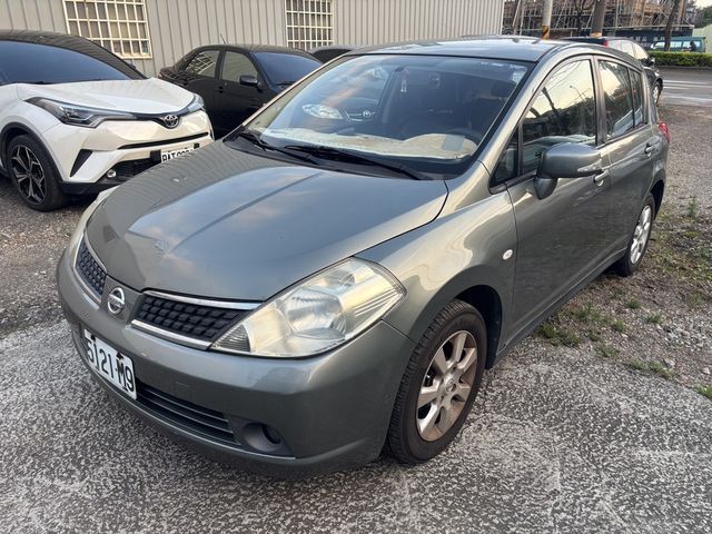 NISSAN日產 TIIDA  第2張相片