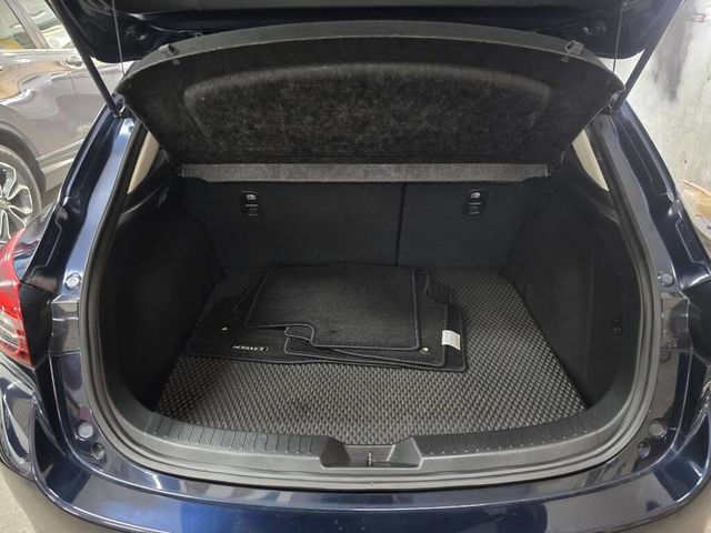 MAZDA馬自達 MAZDA 3  第18張相片