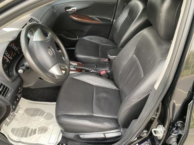 TOYOTA豐田 ALTIS  第8張相片