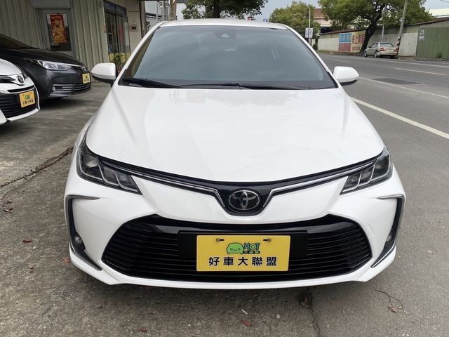 TOYOTA豐田 ALTIS  第3張相片