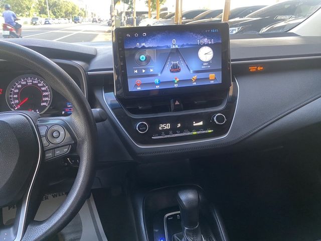 TOYOTA豐田 ALTIS  第5張相片