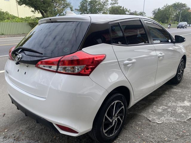 TOYOTA豐田 YARIS  第2張相片