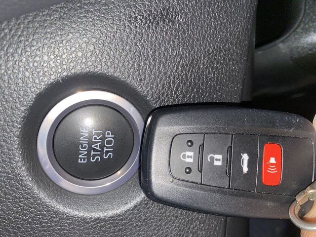 TOYOTA豐田 ALTIS  第9張相片