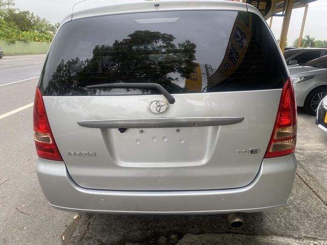 TOYOTA豐田 INNOVA  第4張相片