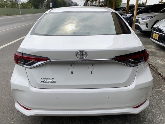 TOYOTA豐田 ALTIS  第4張相片