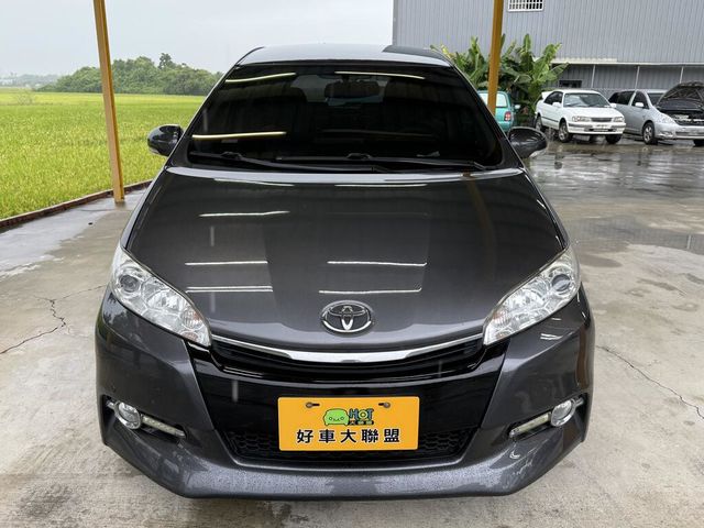 TOYOTA豐田 WISH  第3張相片