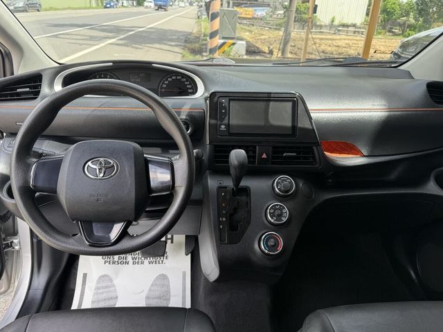 TOYOTA豐田 SIENTA  第5張相片