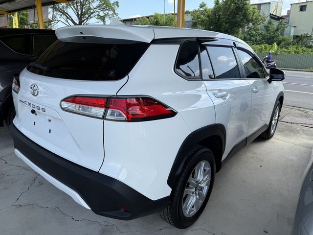 TOYOTA豐田 COROLLA CROSS  第2張相片