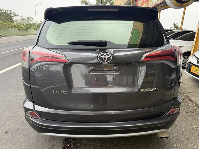 TOYOTA豐田 RAV4  第4張相片