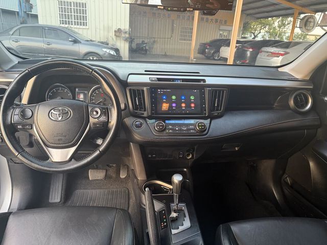TOYOTA豐田 RAV4  第5張相片