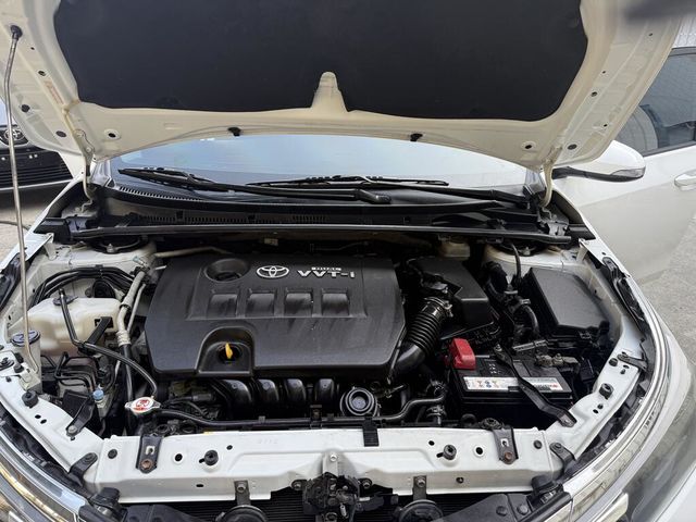 TOYOTA豐田 ALTIS  第6張相片