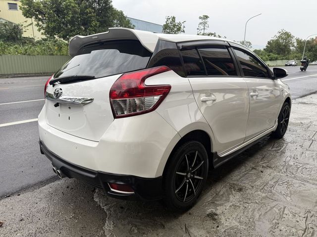 TOYOTA豐田 YARIS  第2張相片