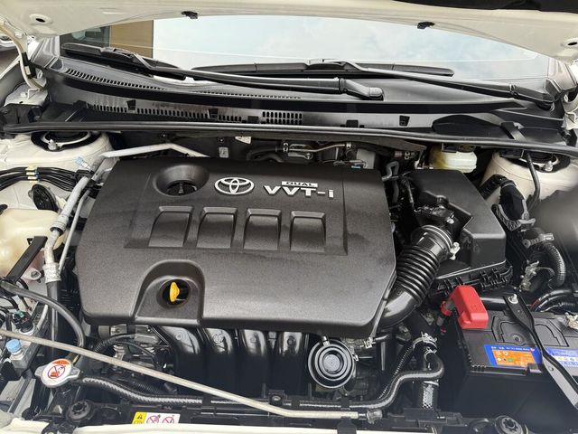 TOYOTA豐田 ALTIS  第6張相片