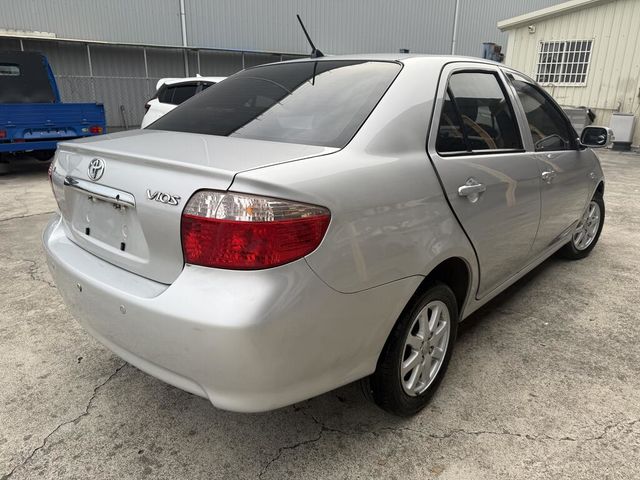 TOYOTA豐田 VIOS  第2張相片