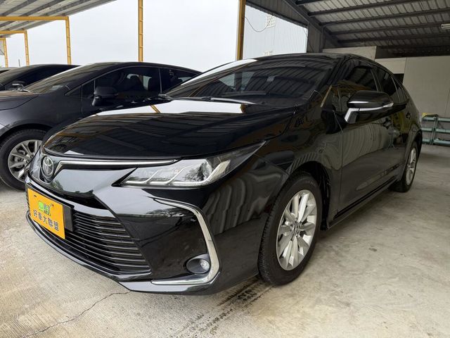 TOYOTA豐田 ALTIS  第1張相片