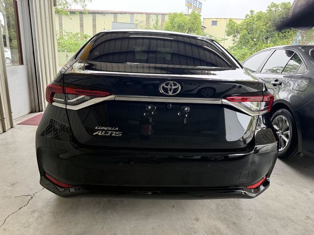 TOYOTA豐田 ALTIS  第4張相片