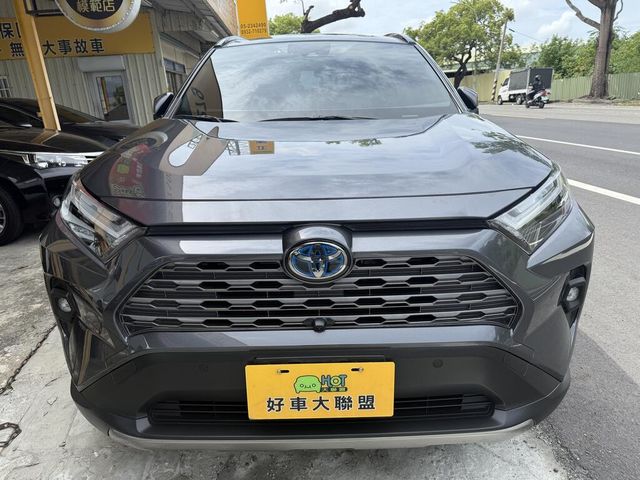 TOYOTA豐田 RAV4  第3張相片