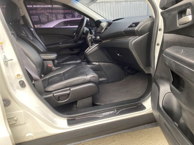 Honda CR-V  第16張相片