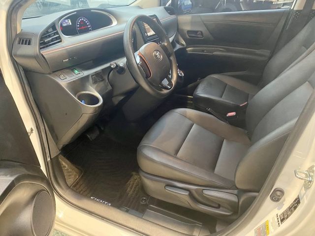 Toyota SIENTA  第2張相片