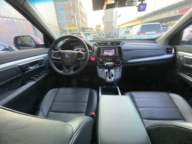 Honda CR-V  第8張相片