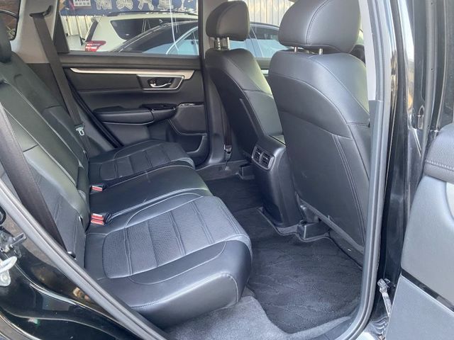 Honda CR-V  第9張相片
