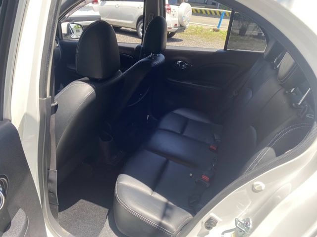 Nissan March  第11張相片