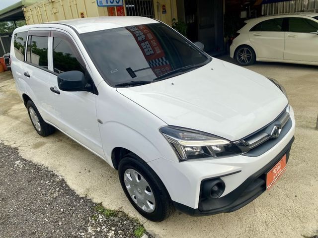 Mitsubishi Zinger  第3張相片