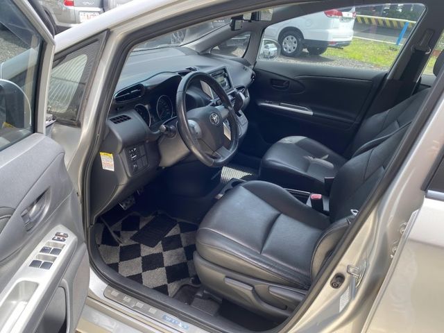 Toyota Wish  第6張相片
