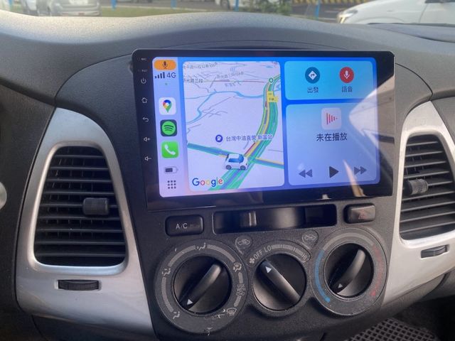 Toyota Innova  第2張相片