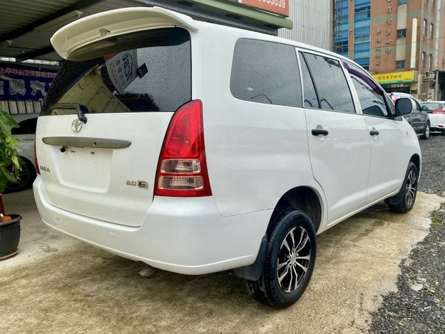 Toyota Innova  第11張相片