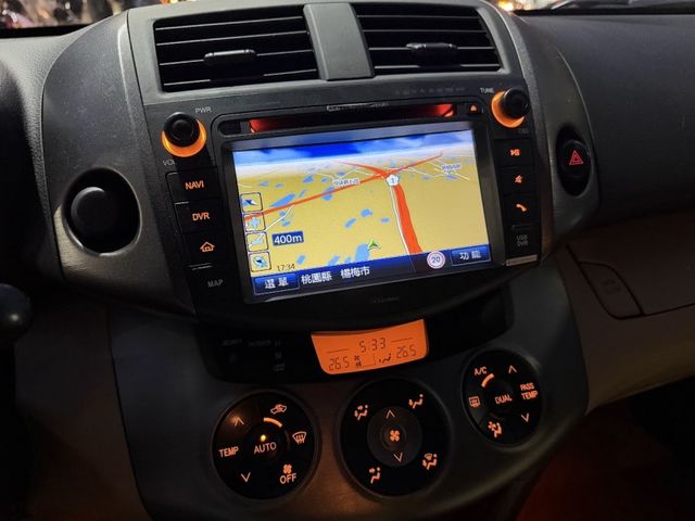 Toyota RAV4  第16張相片