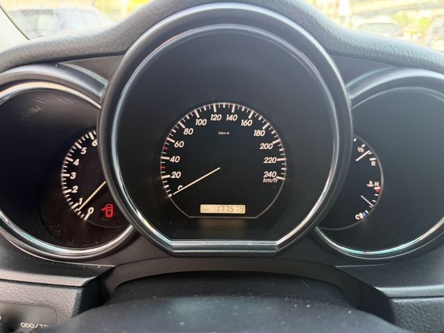 Lexus RX  第14張相片