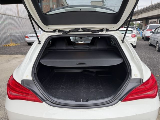 Mercedes-Benz/賓士 CLA45 AMG  第11張相片