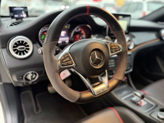Mercedes-Benz/賓士 CLA45 AMG  第14張相片